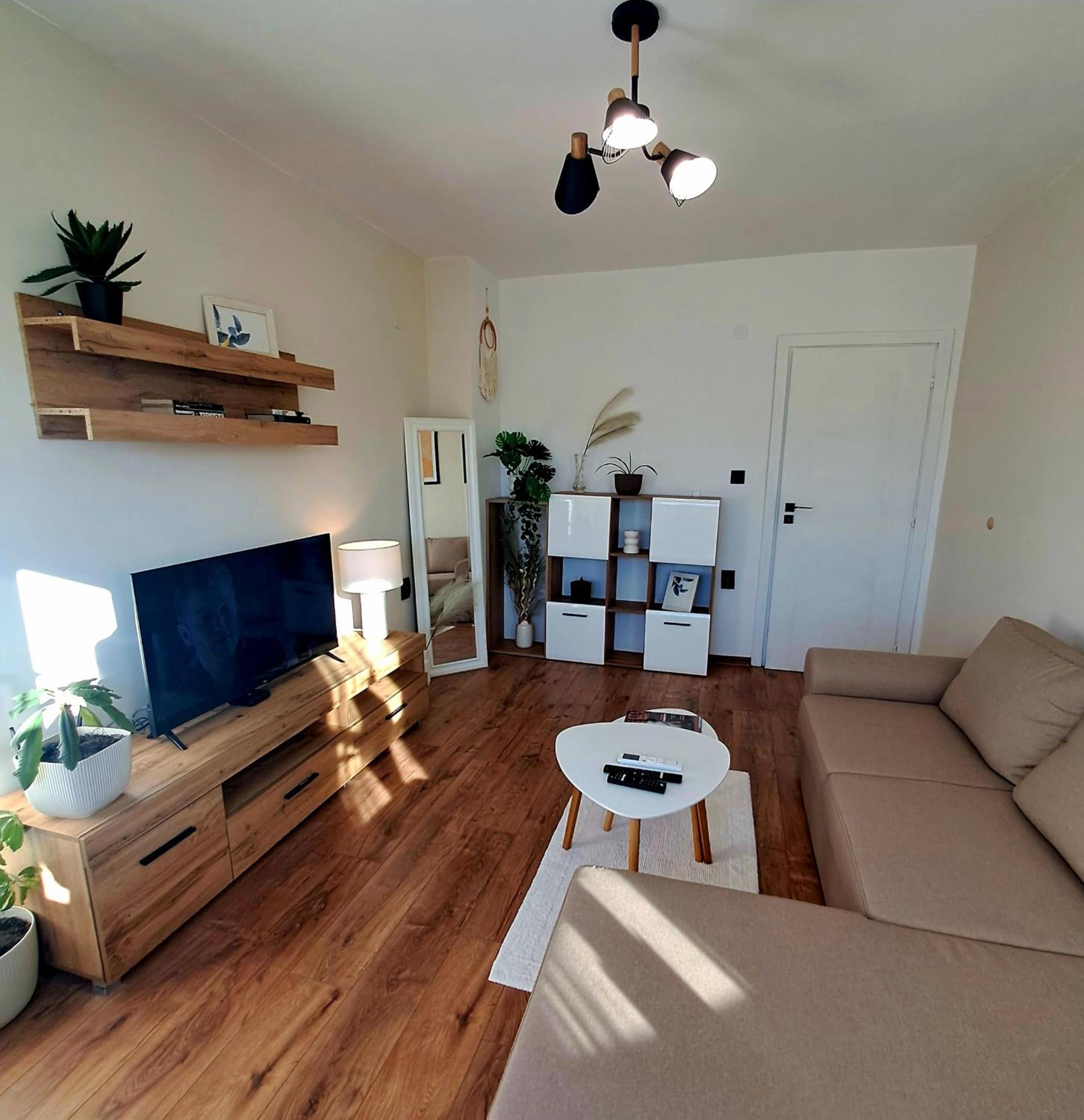 White House Apartments - Boho