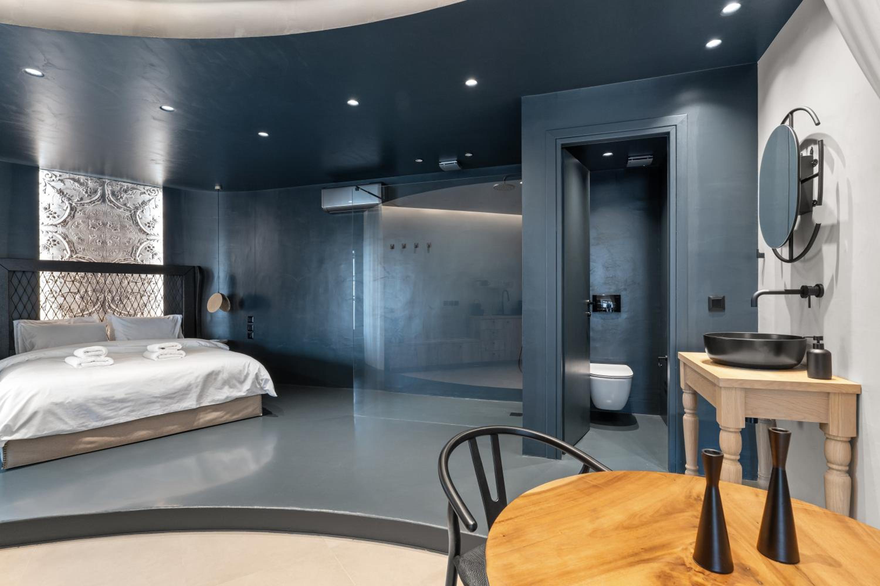ACRON 12 penthouse Acropolis suites