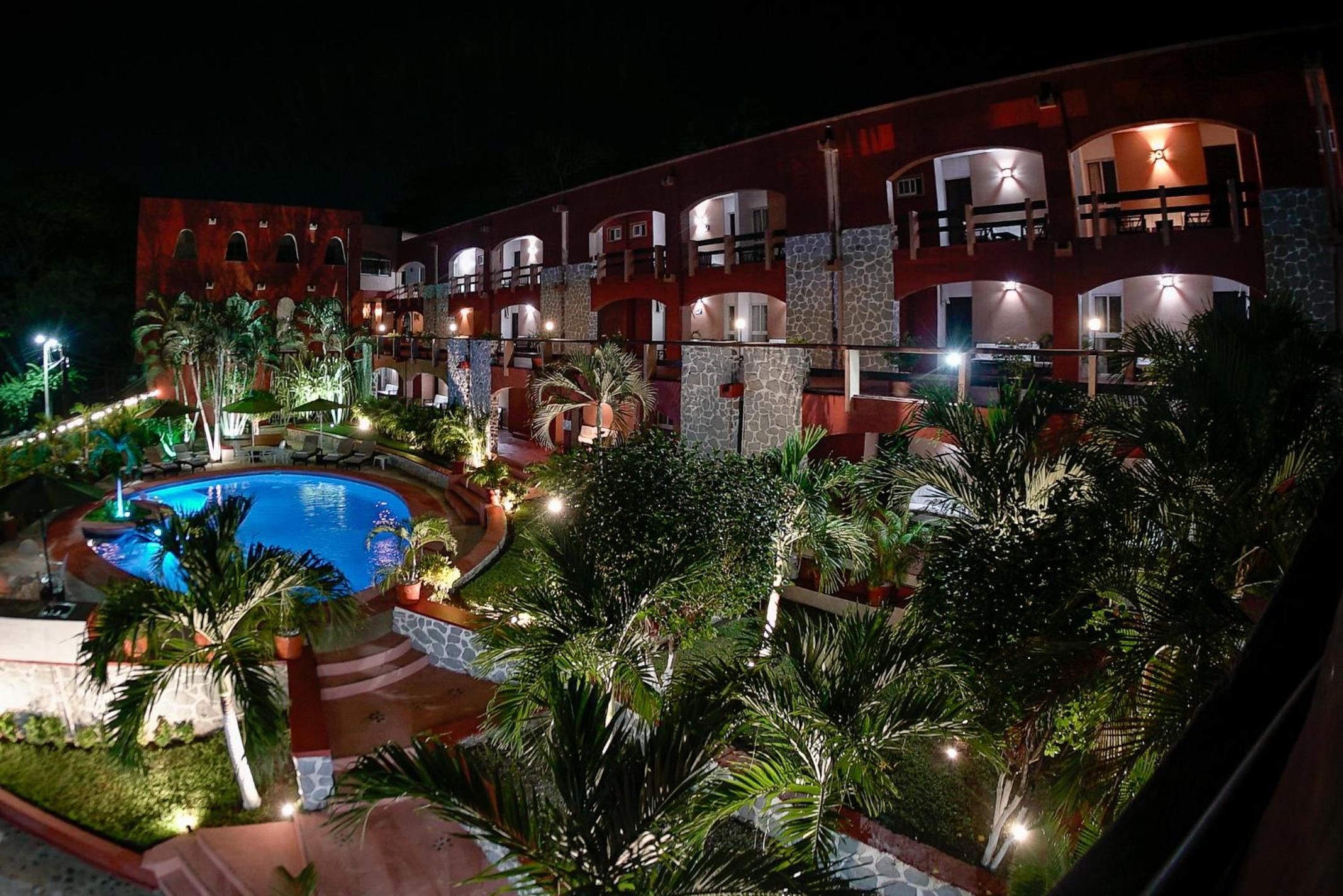 Hotel Zihua Caracol - Image 1