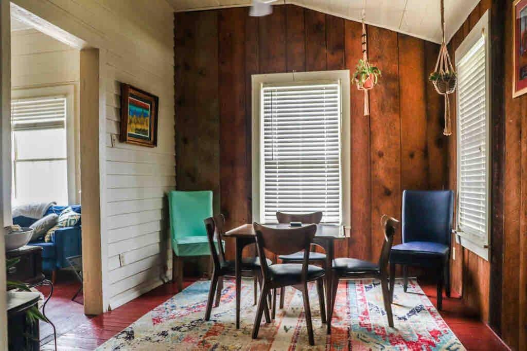 Wensel Cottage in downtown Natchez view 2