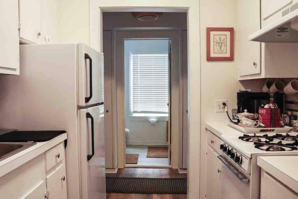 Wensel Cottage in downtown Natchez view 3