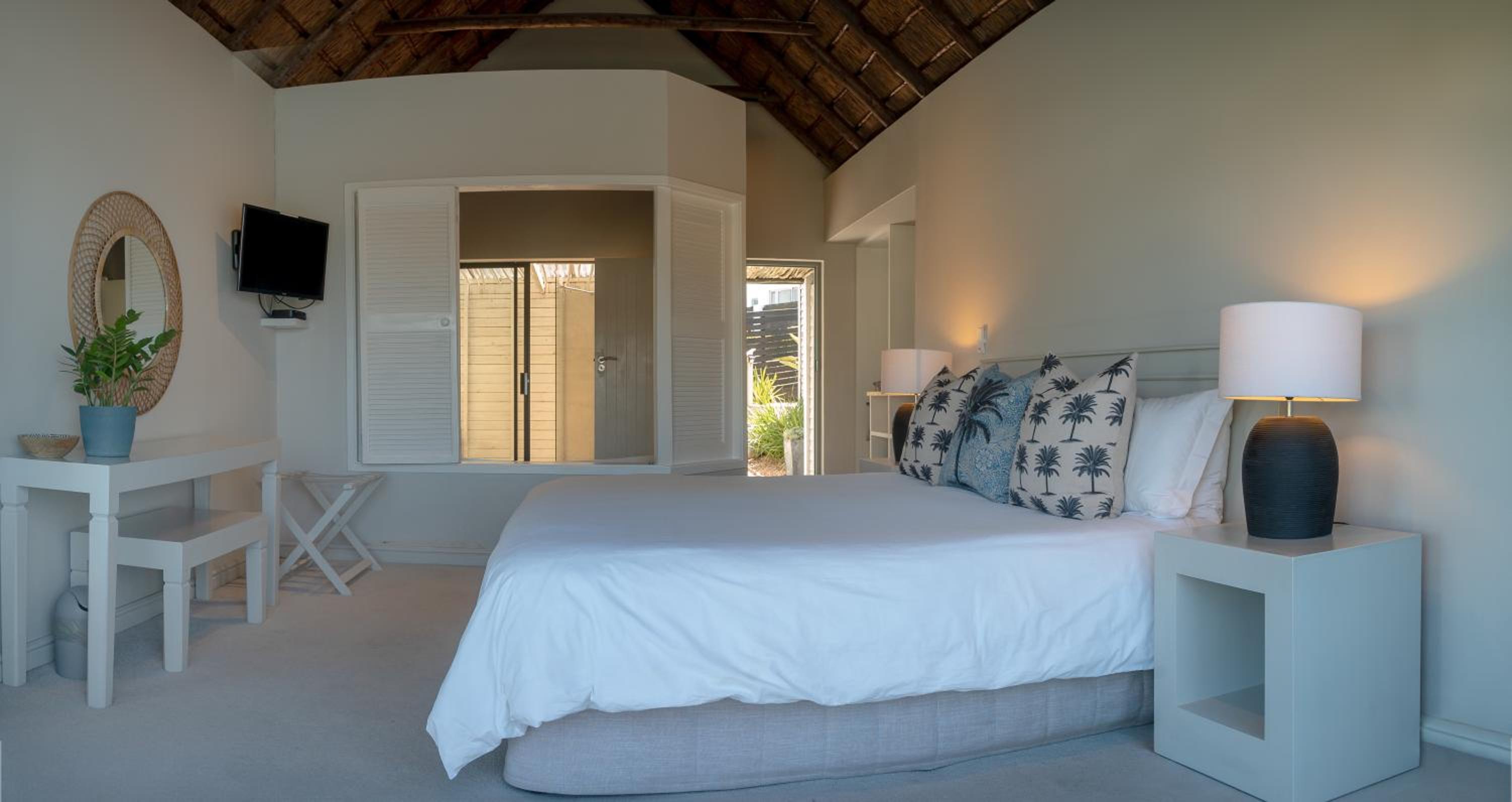 CANAL GUEST HOUSE - Waterfront Boutique B&B
