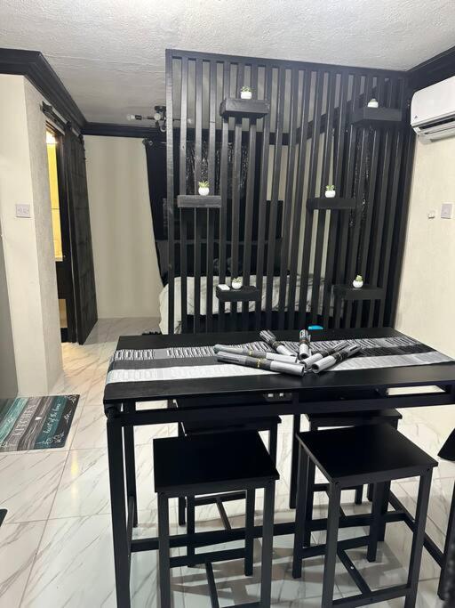 West view 3- modern & central apartment