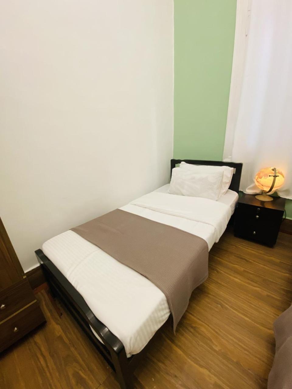 City Hostel Dormitory
