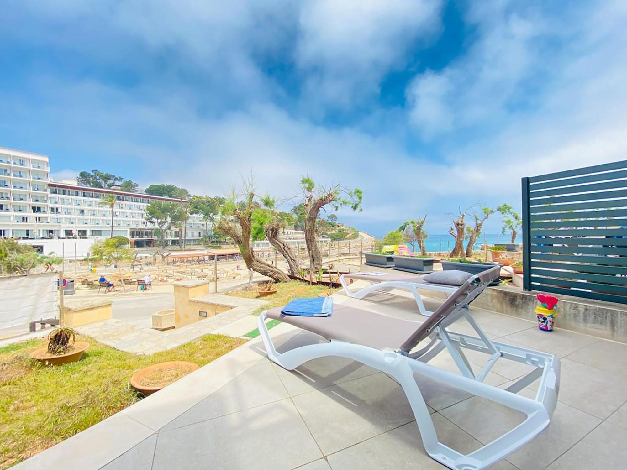 Hotel Mirador Blue C Cala Sant Vicenc - Image 1