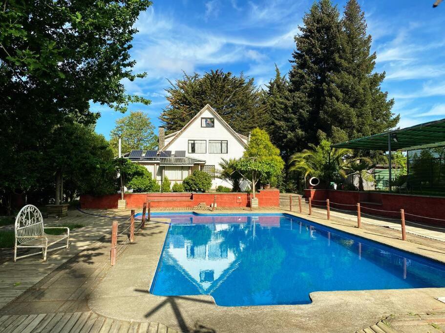 Hermoso Apartamento con Piscina, Tinaja (adicional) y Animales