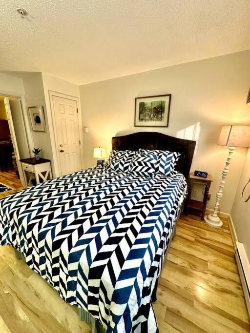 Ogunquit Downtown Apartment view 4
