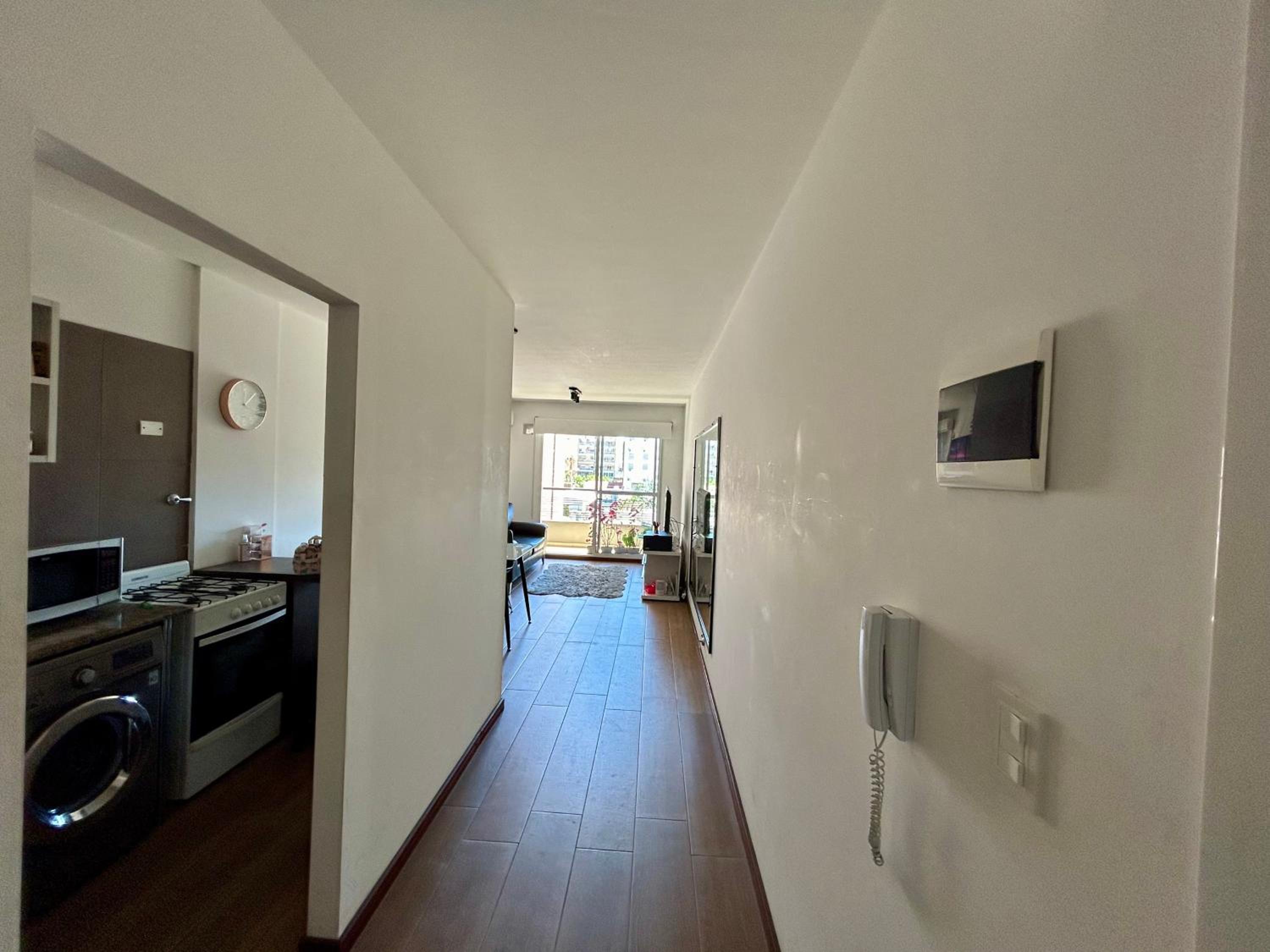 Hermoso y grande departamento, ubicación ideal