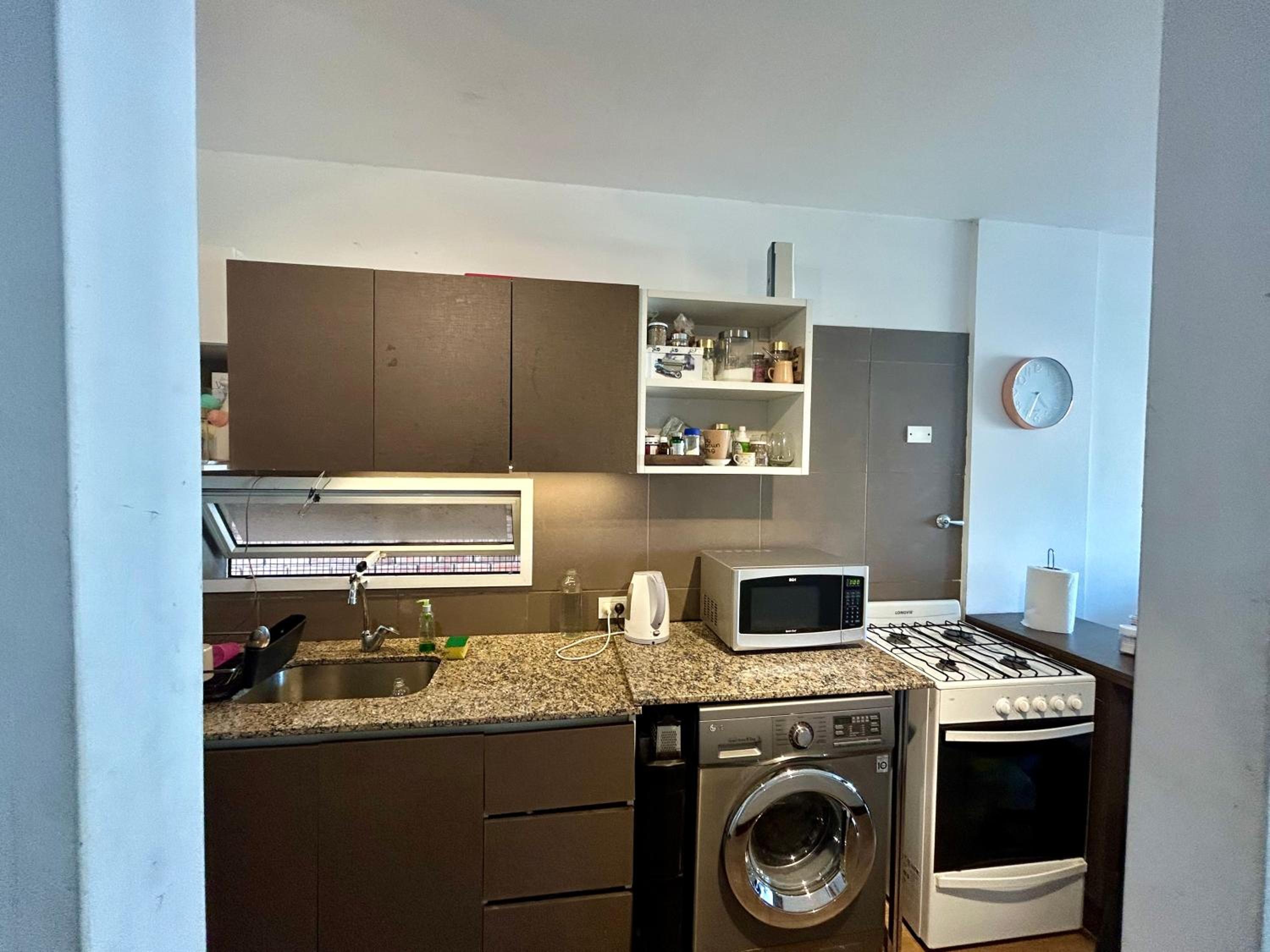 Hermoso y grande departamento, ubicación ideal