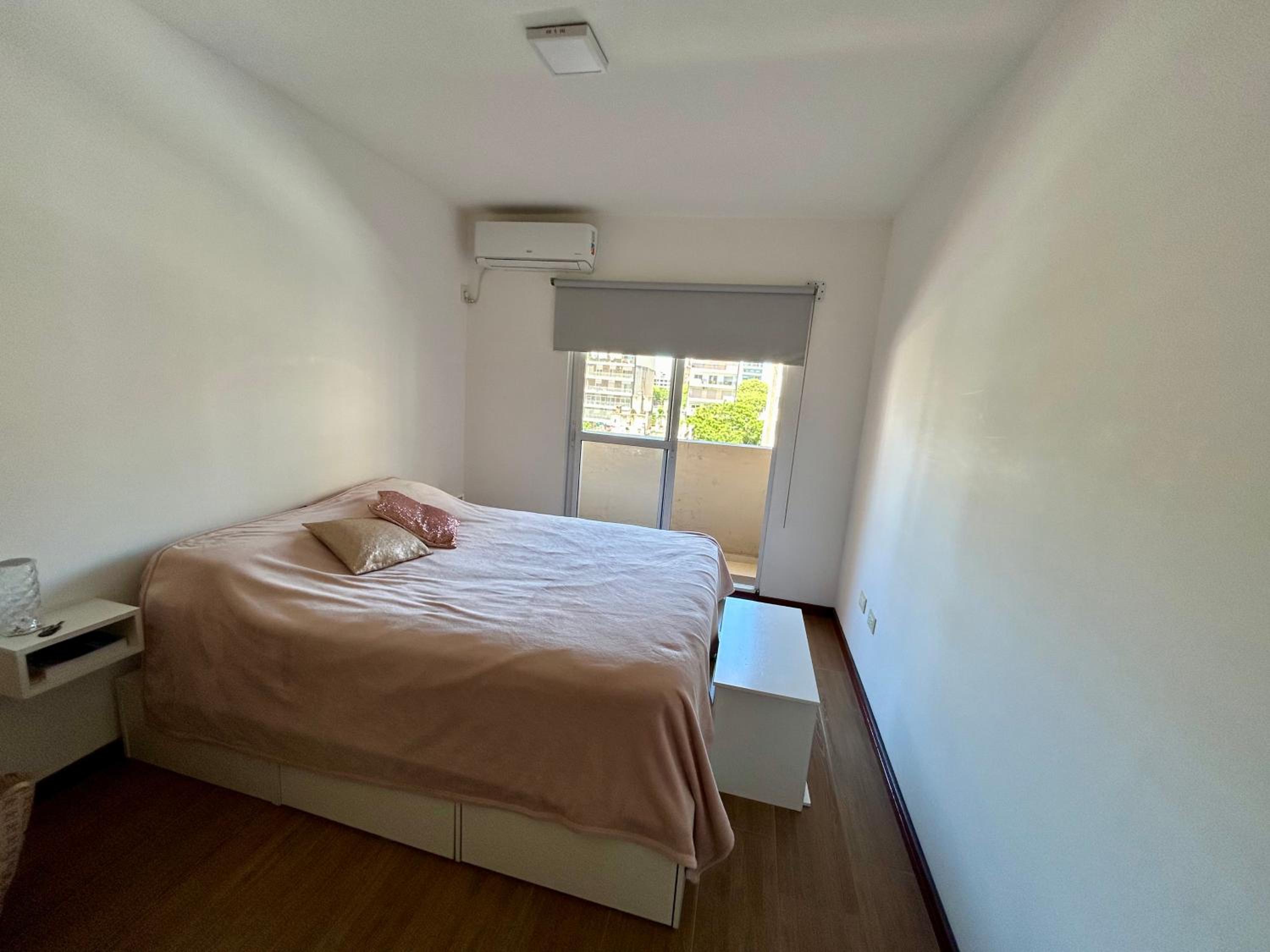 Hermoso y grande departamento, ubicación ideal