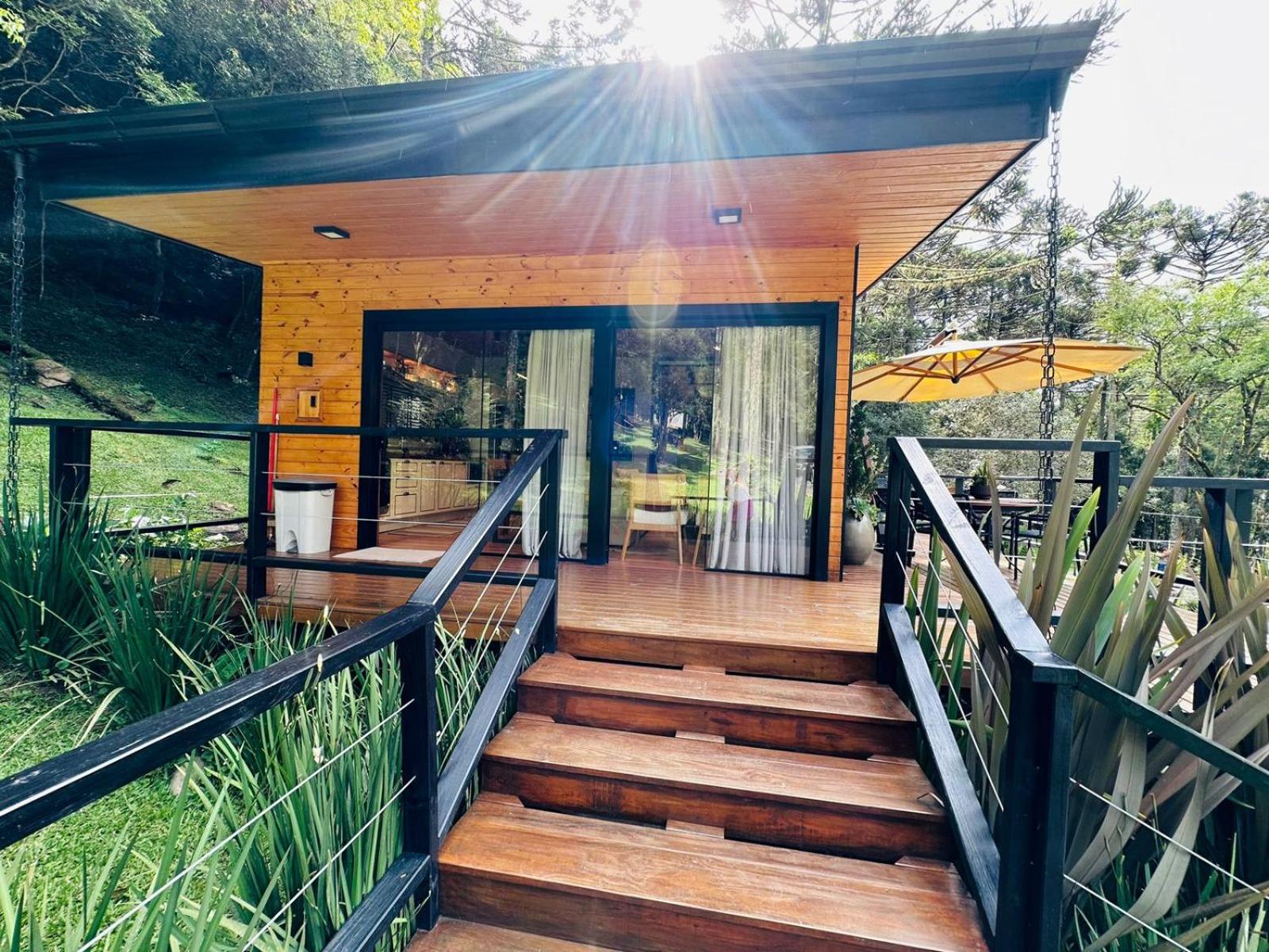 Vale dos Bugres Eco House- Cabana das Flores