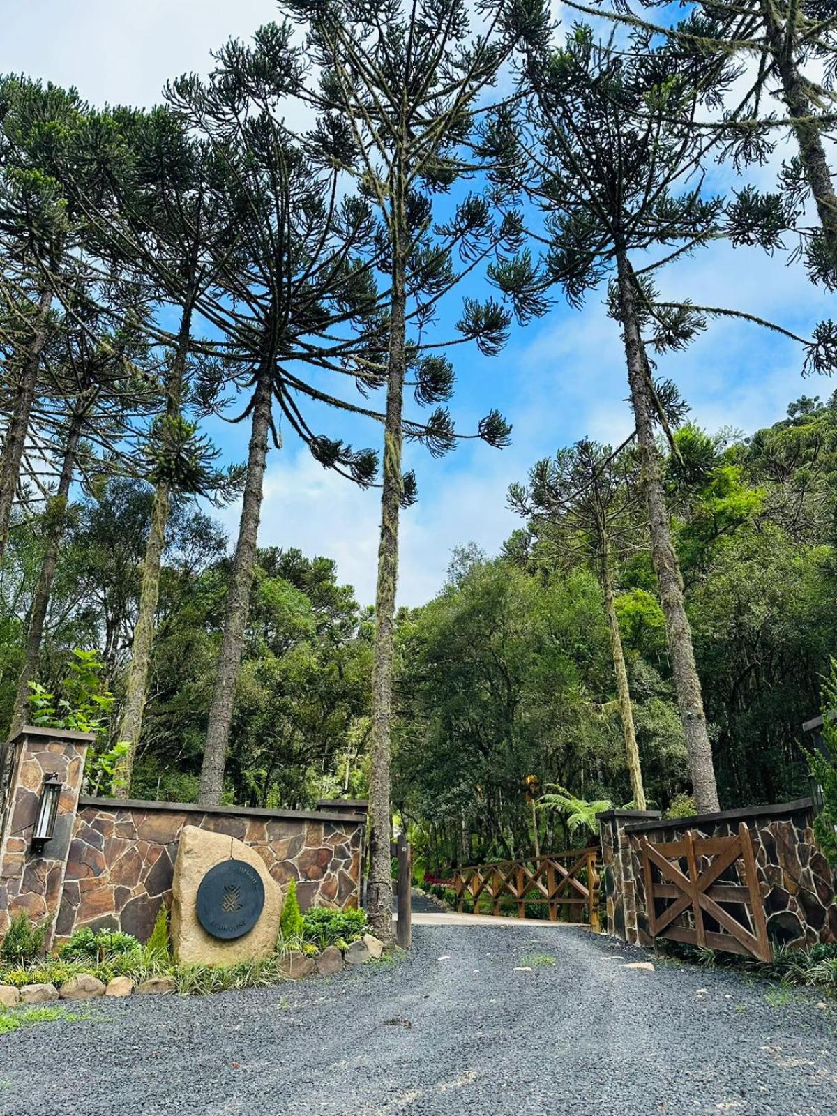 Vale dos Bugres Eco House- Cabana das Flores