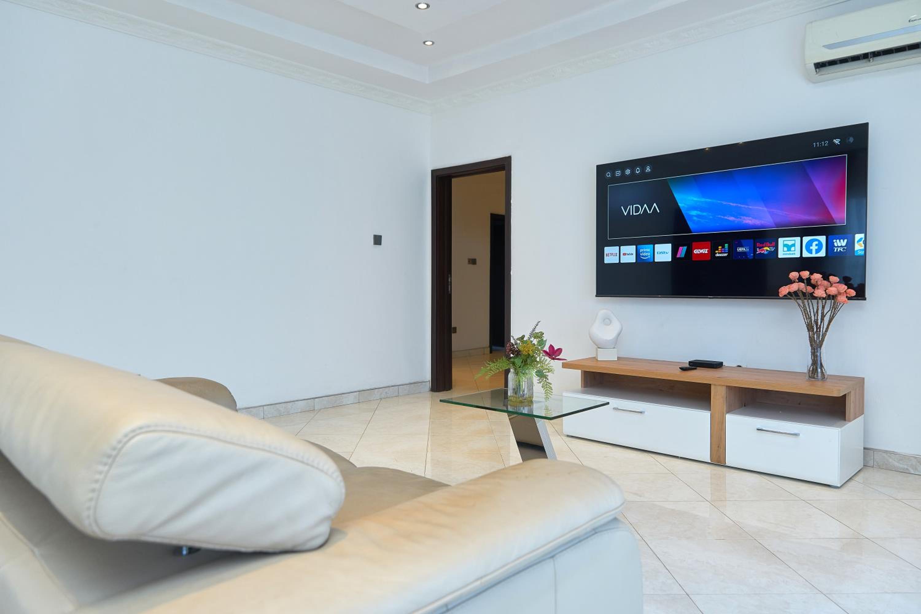 Modern 3 Bed Spacious Apartments