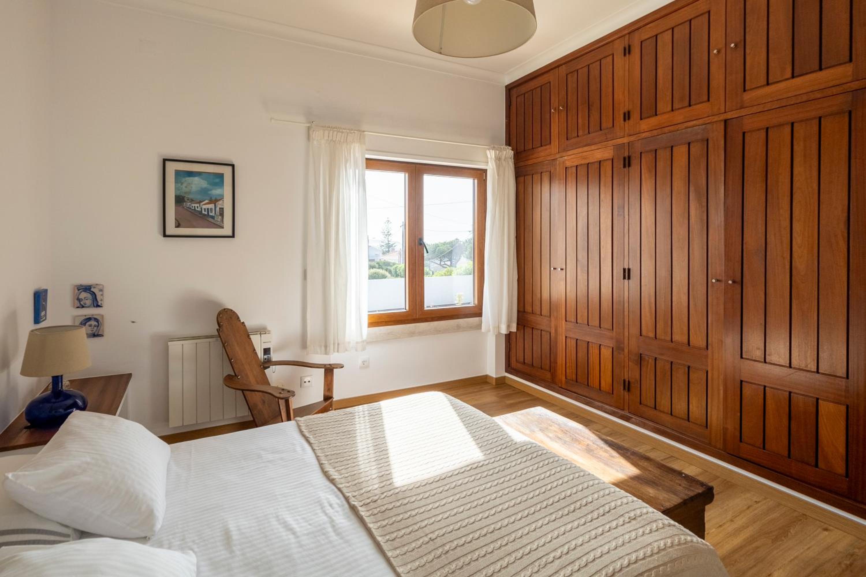 Family beach house, sea view, pool, Colares near Sintra
