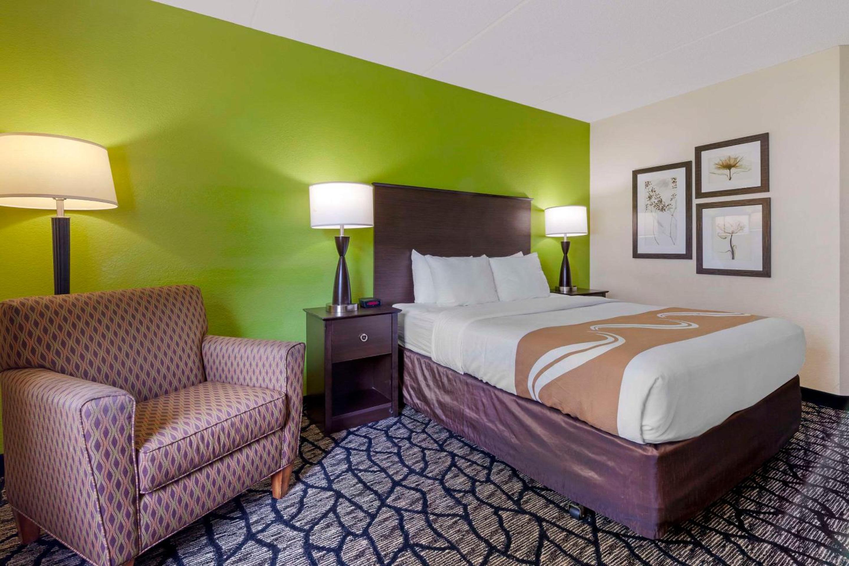 Quality Inn Oshkosh Aviation Park