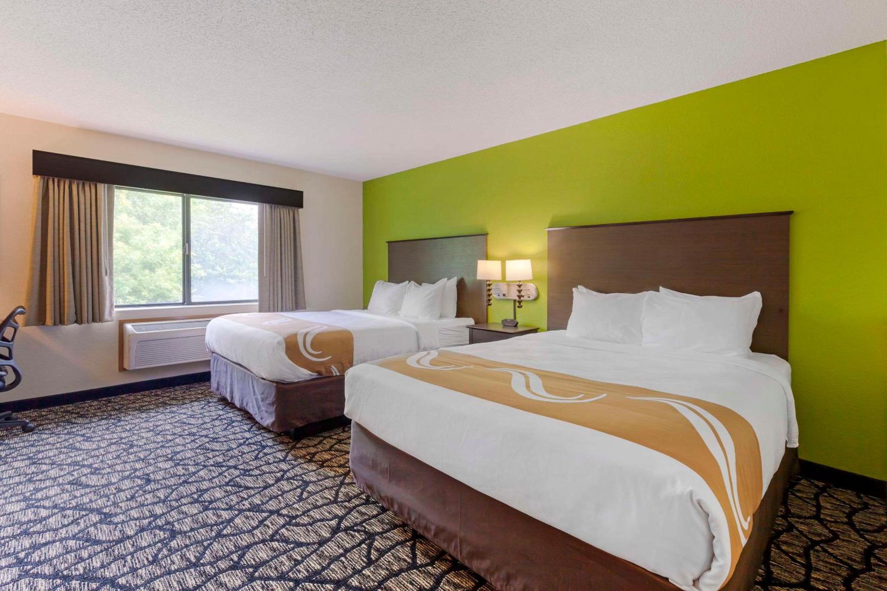 Quality Inn Oshkosh Aviation Park
