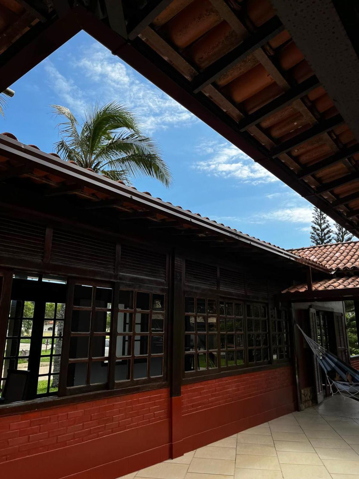Casa aconchegante na rua da praia