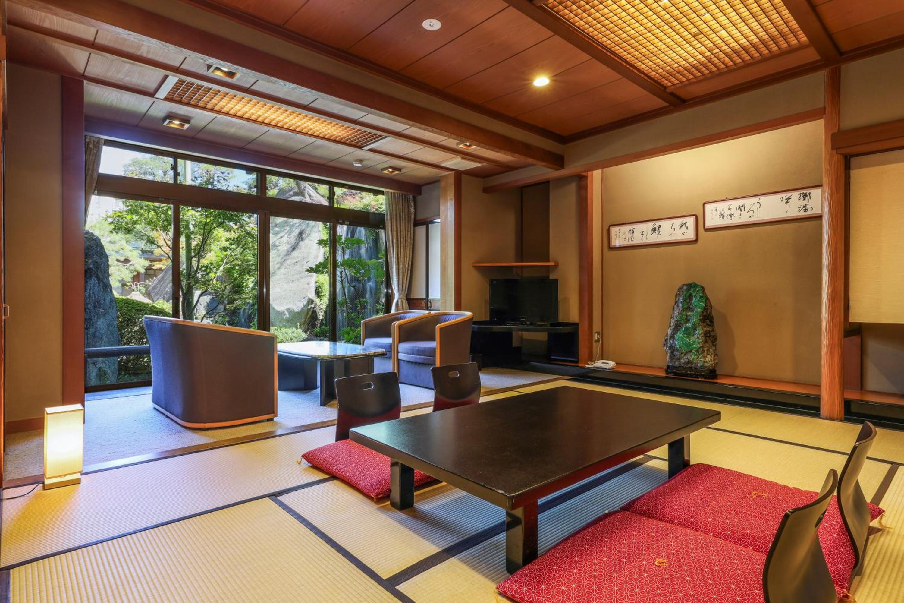 Beautiful Japanese Garden Kagetsu view 3