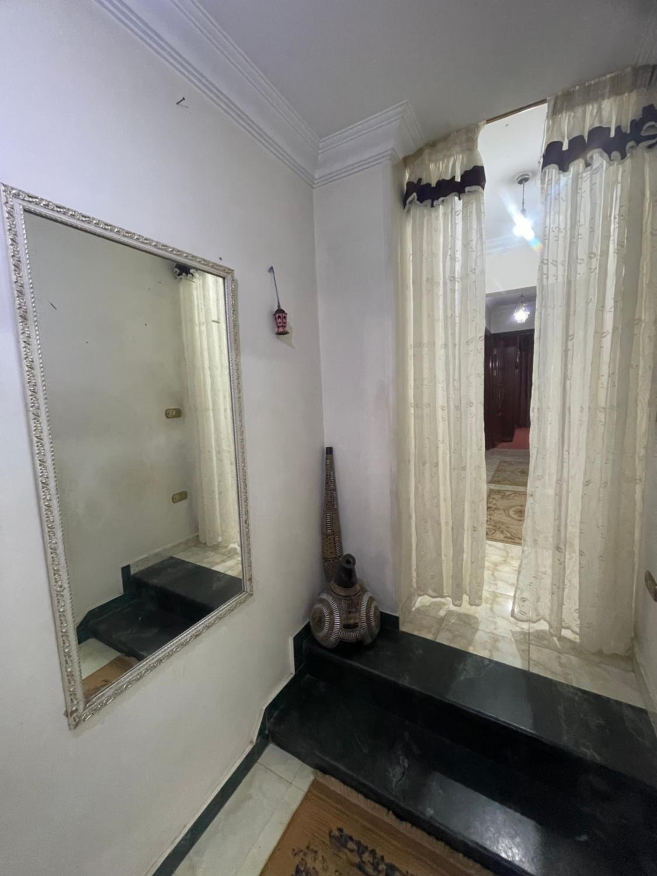 Adam Makram Ebid Hotel