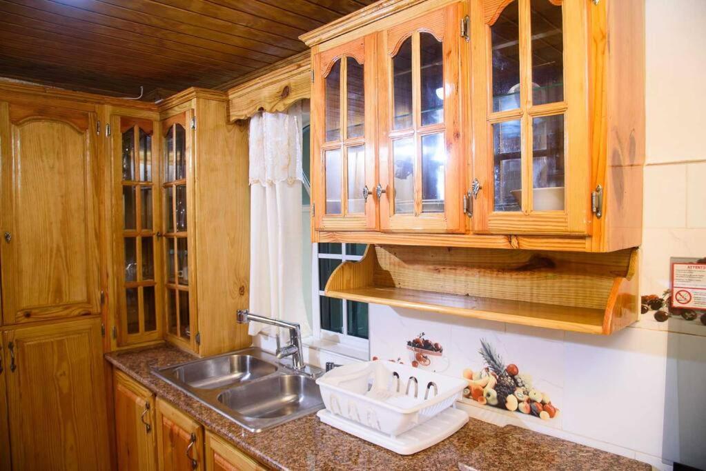 Czar's Citadel-2 Bedroom Apt 23E at Columbus Heights Ocho Rios view 4