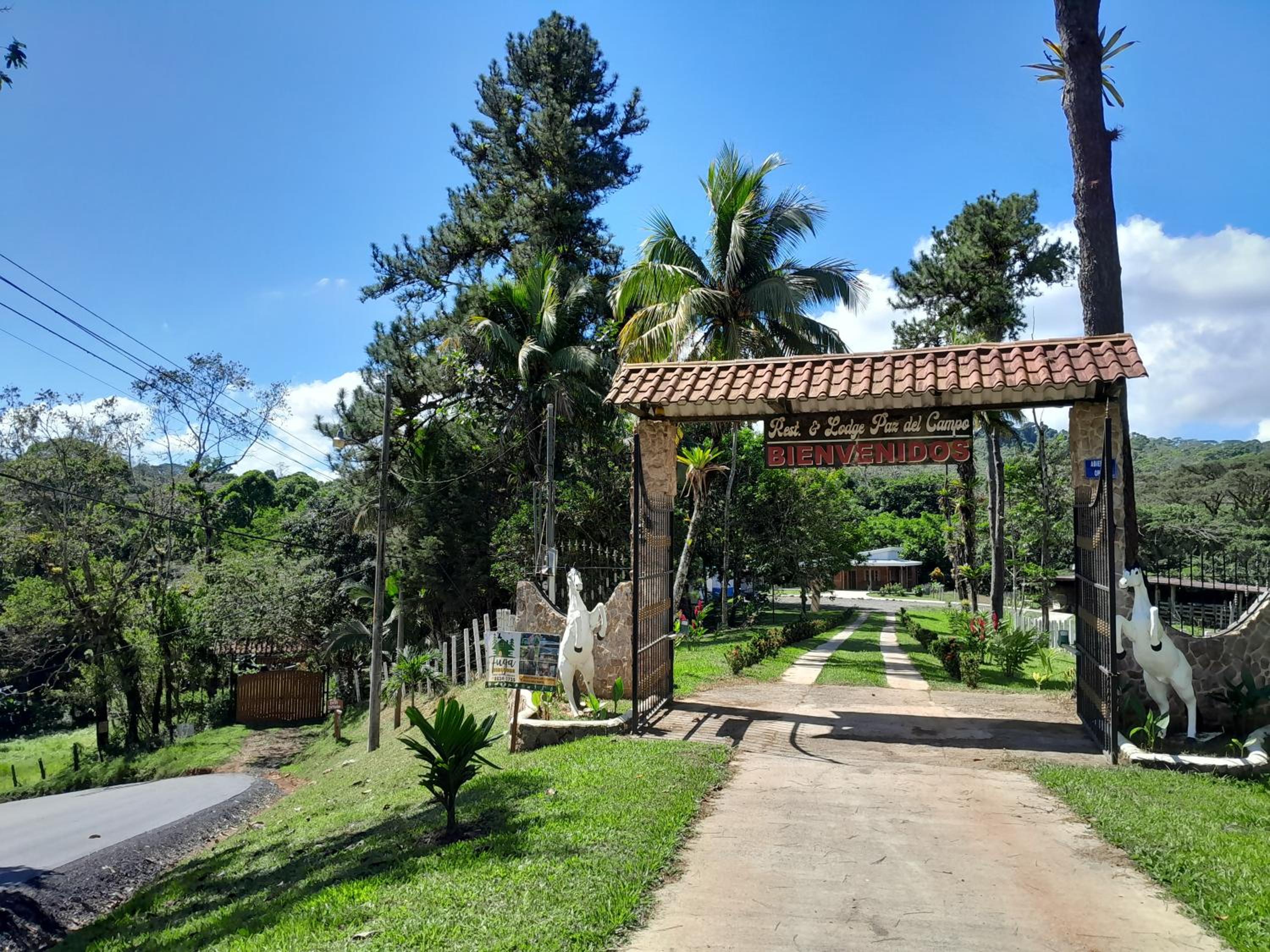 Complejo Turistico Fuga Ecolodge