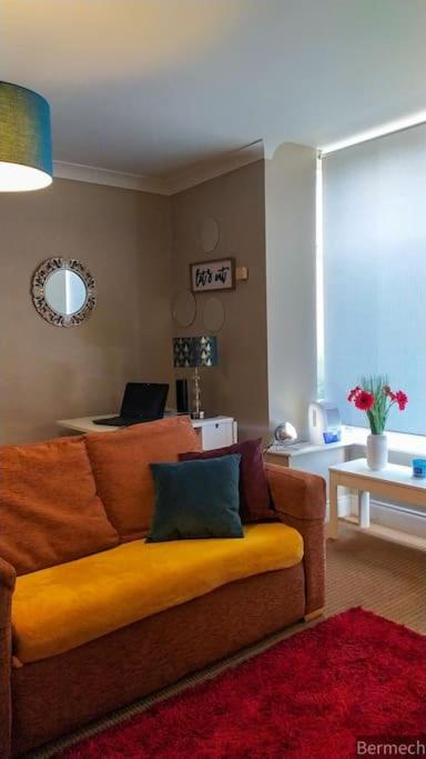Charming Pheonix Parkside Flat