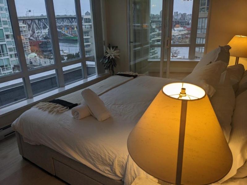 Penthouses of Beach Ave