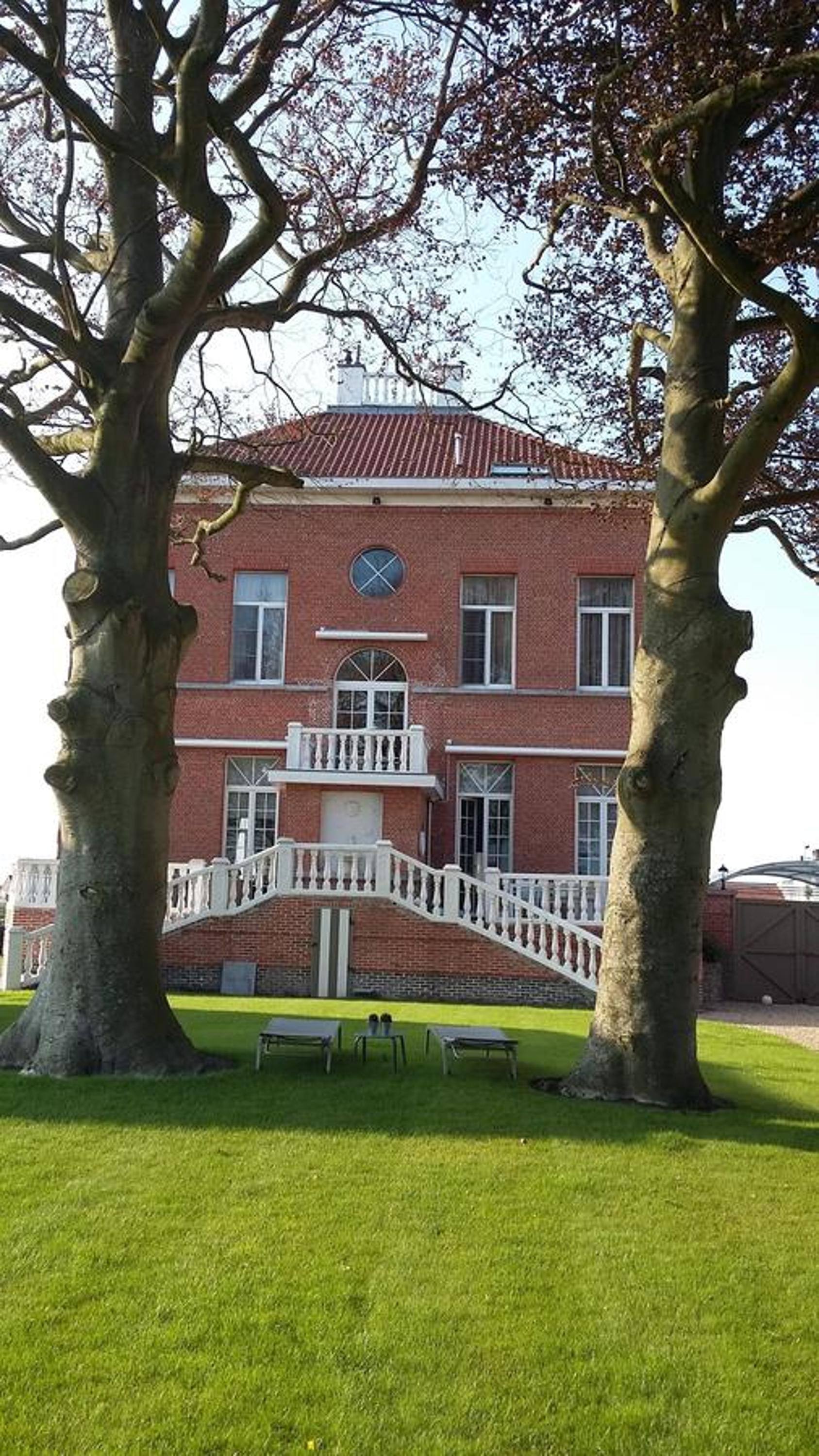 Le Petit Chateau Vaartdijk