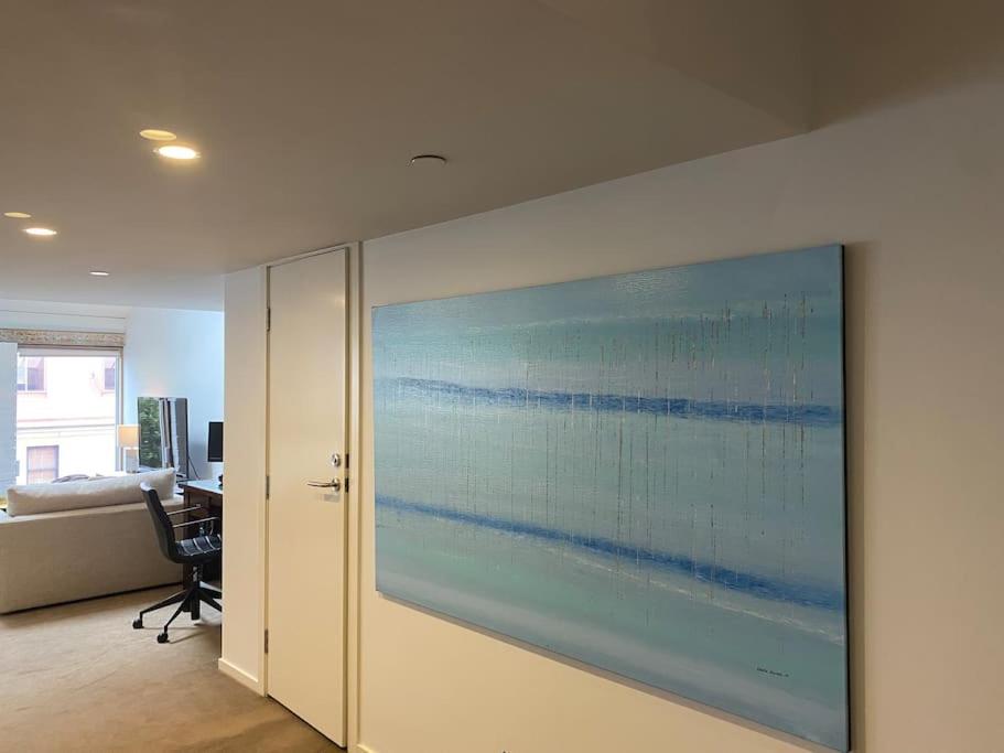 Boxwood IXL Luxe Hobart Waterfront Apartment