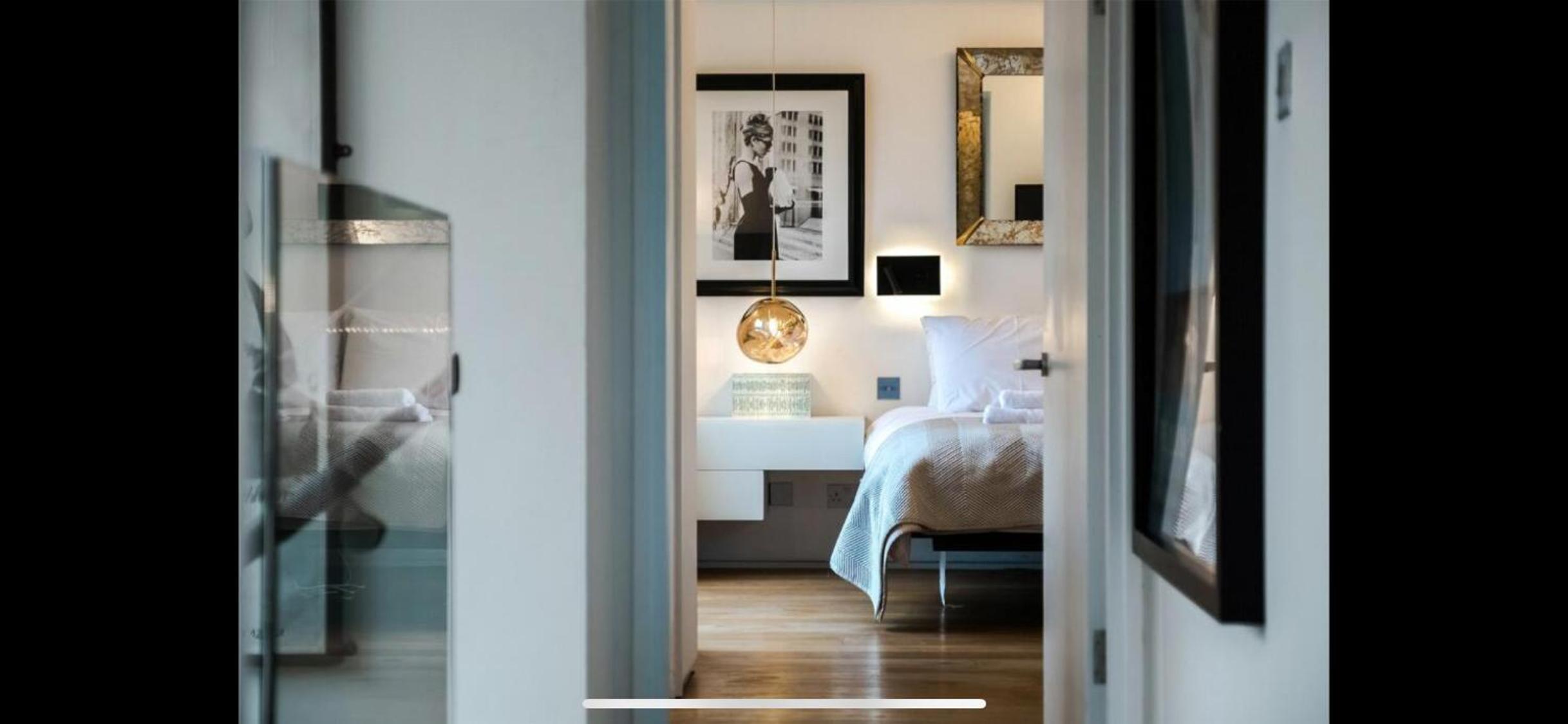 Stunning 3 bedroom, 3 bathroom duplex with terrace