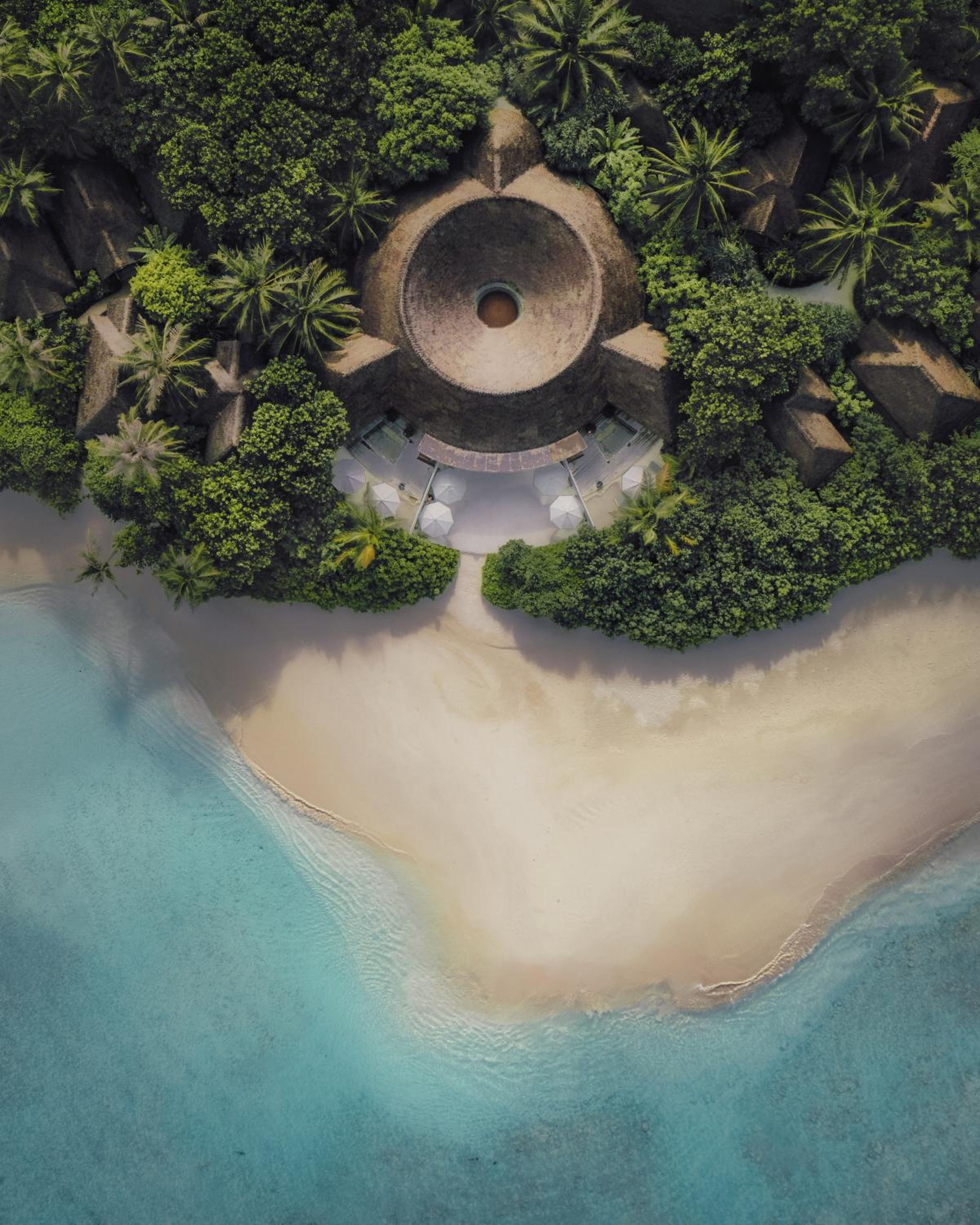 Finolhu, A Seaside Collection Resort, a Member of Design Hotels photo 4