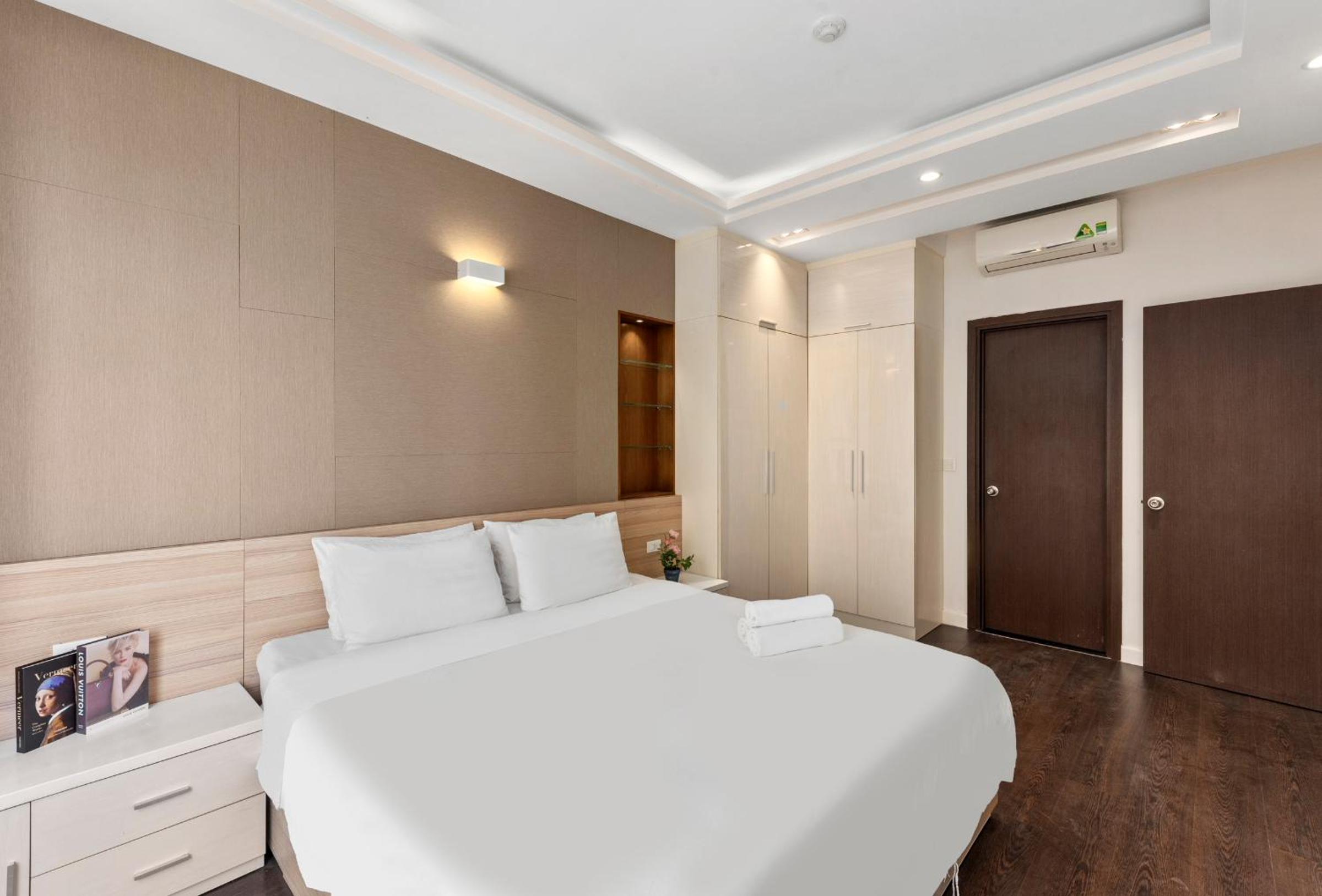 Macy's Sai Gon Apartment - Walking Tour, Family Cooking Class, Mekong Tour,