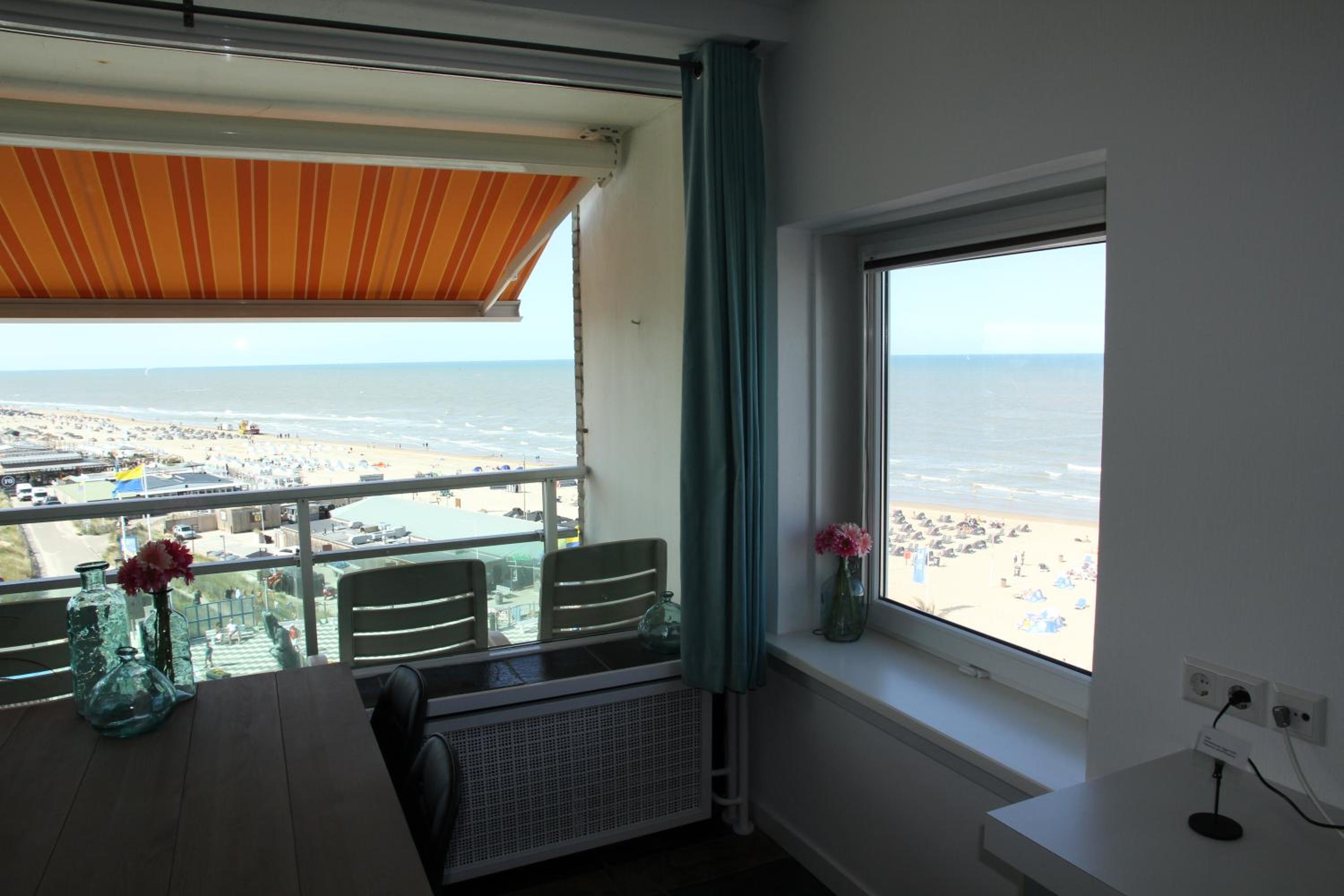 Berrie's Sea View view 5