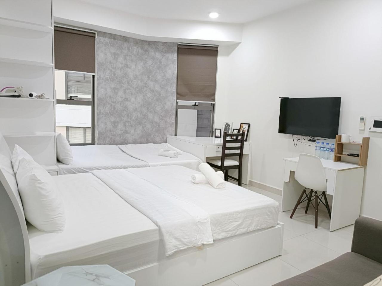 Macy's Sai Gon Apartment - Walking Tour, Family Cooking Class, Mekong Tour,