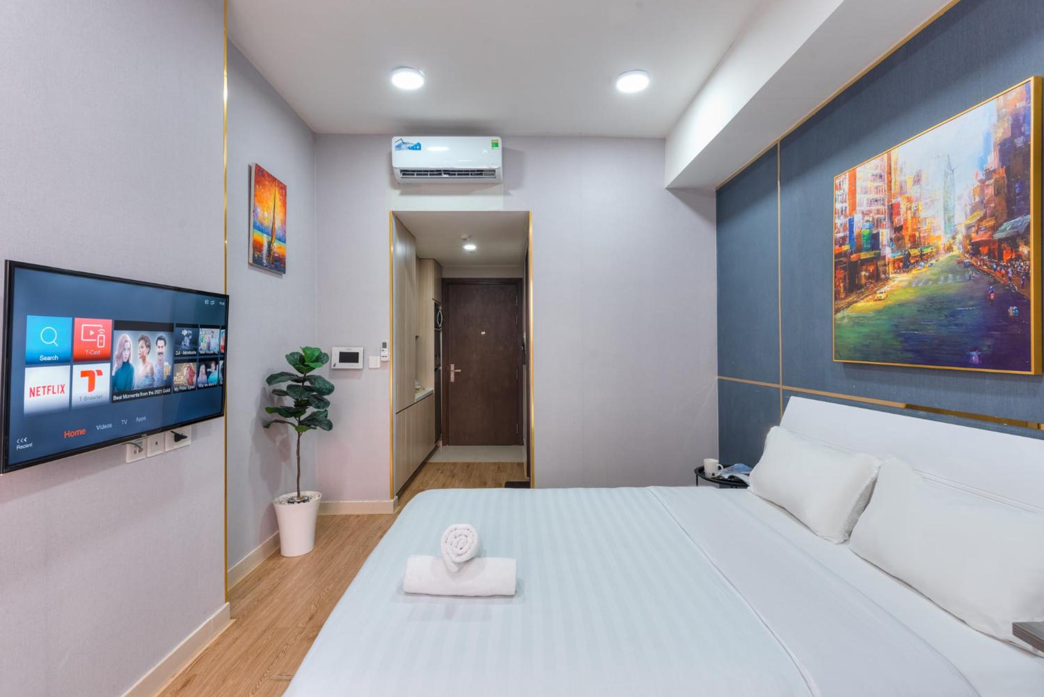 Macy's Sai Gon Apartment - Walking Tour, Family Cooking Class, Mekong Tour,