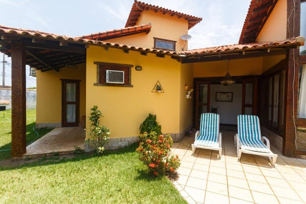 Búzios casa em condomínio com cozinha completa e área gourmet