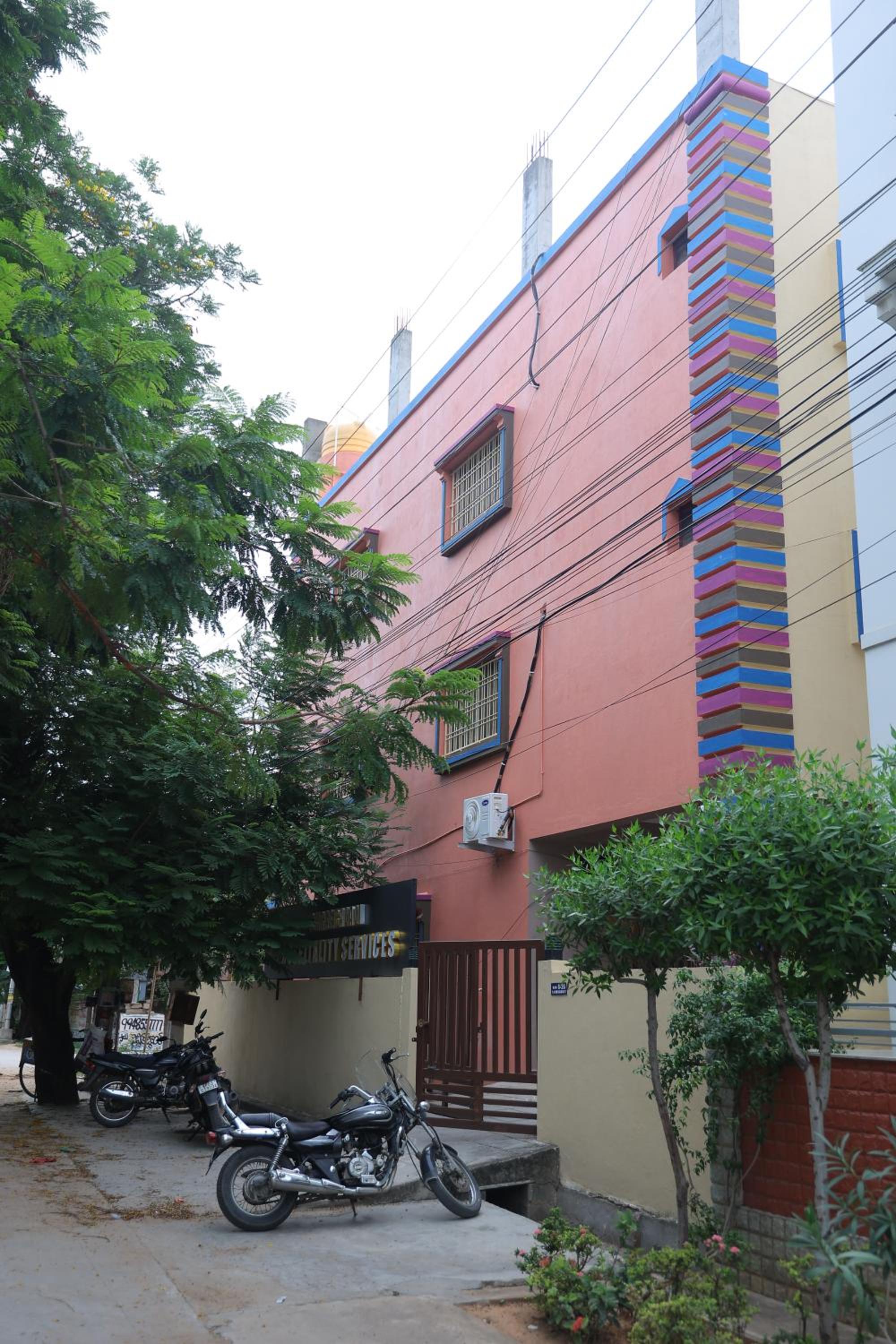 Photo 6