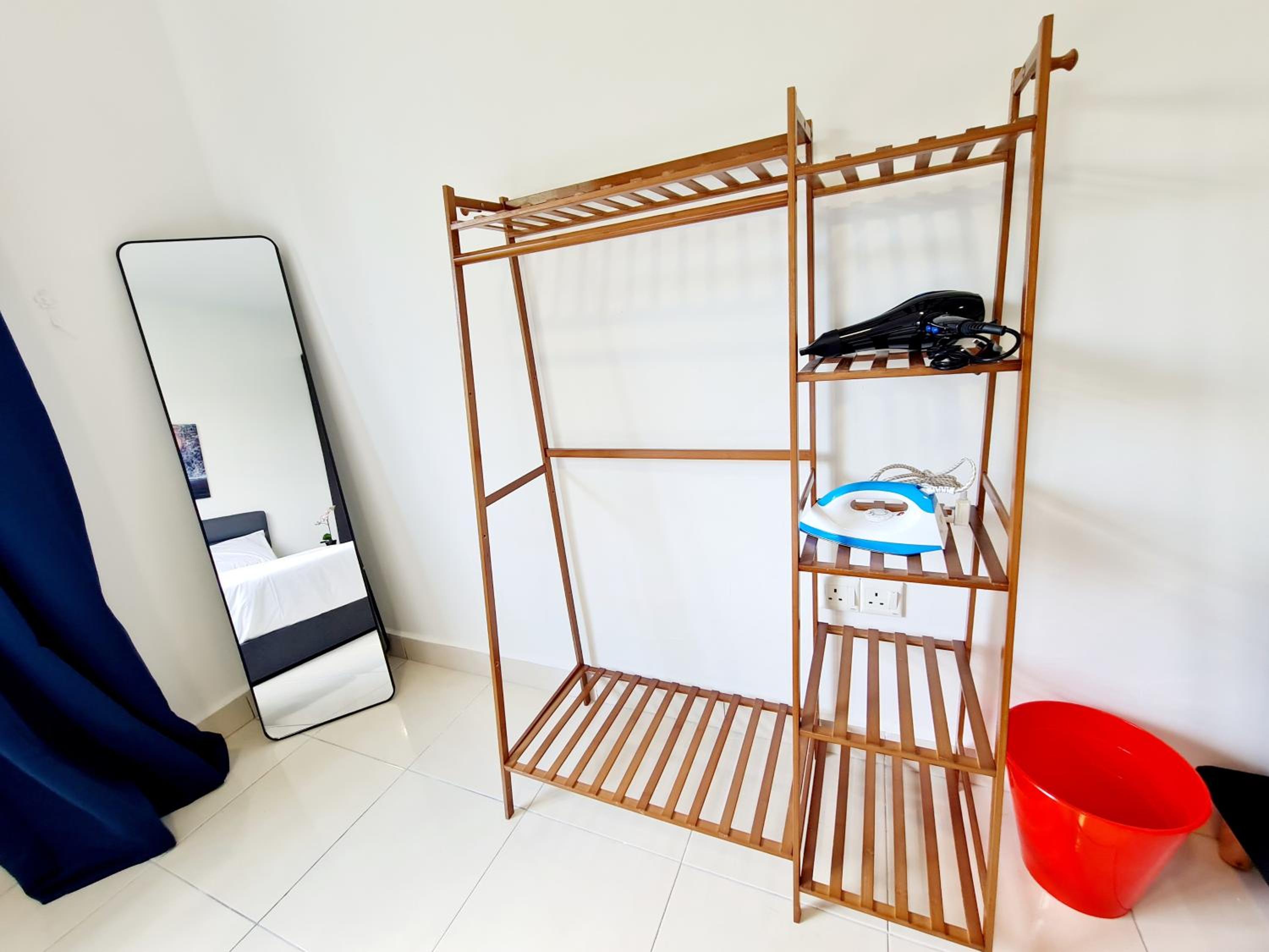 7 Guest Relaxing 3 Room Koi Kinrara Suite, IOI Puchong, Bukit Jalil Pavilion, Bukit Jalil Stadium, Sunway Pyramid, Sunway Lagoon photo 8