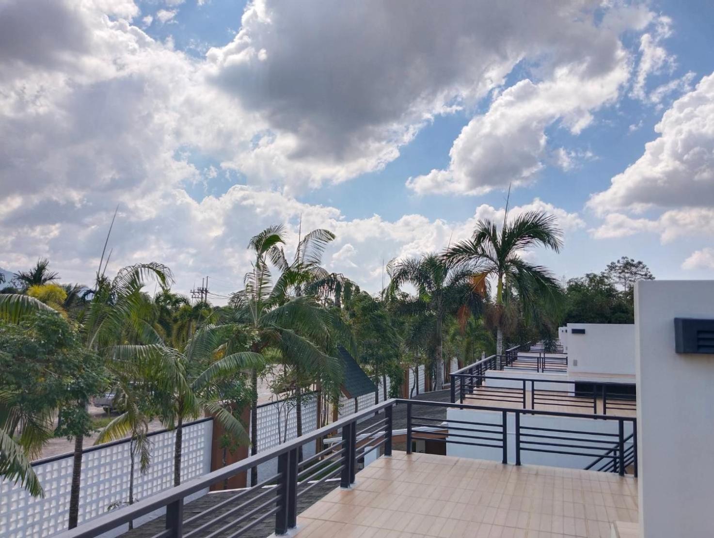IP Plus Resort Chanthaburia - Halal Hotel
