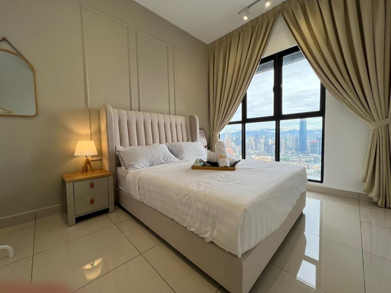 KLCity & KLCC View Modern Style 2R2B - 6 pax