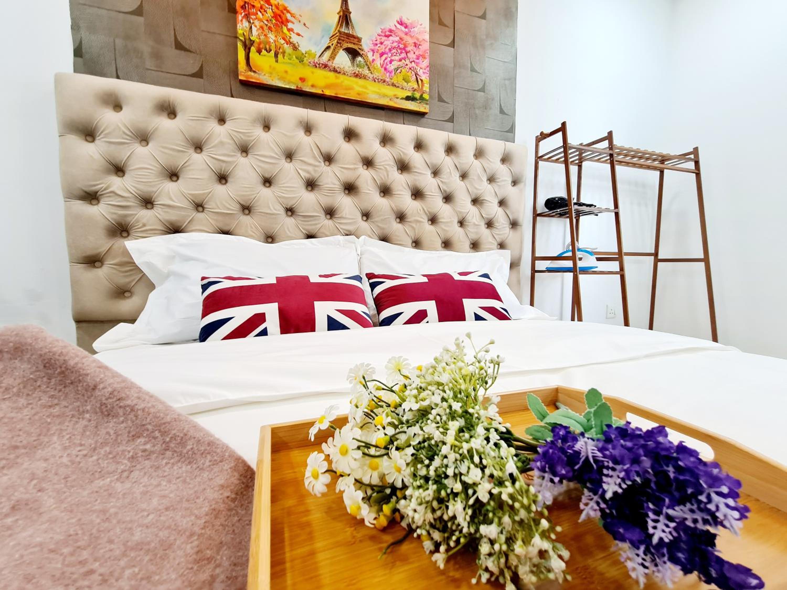 7 Guest Chill 3 Room Koi Kinrara Suite, IOI Puchong, Bukit Jalil Pavilion, Bukit Jalil Stadium, Sunway Pyramid, Sunway Lagoon photo 4