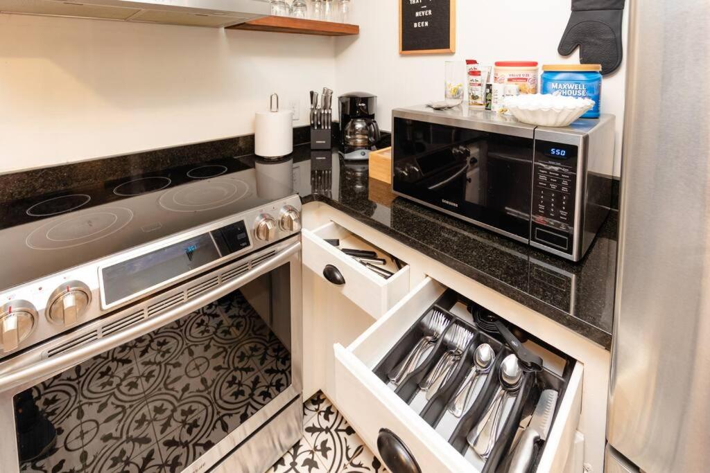 Photograph supplied for Stylish 2BR with Balcony and Optional Parking Near Vanderbilt & Broadway