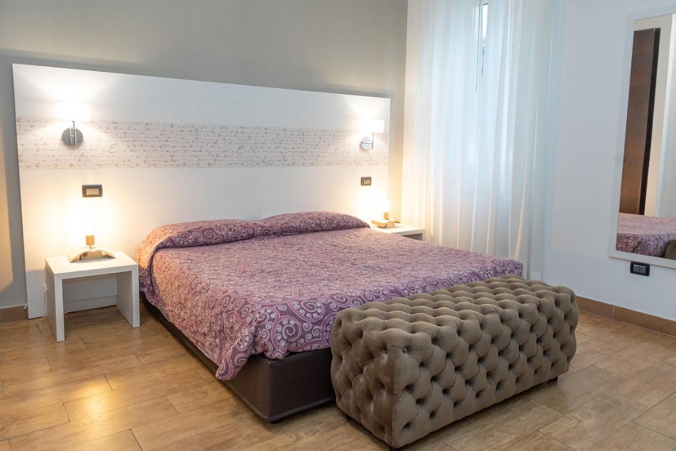 Locanda dei Poeti Rooms & Apartments