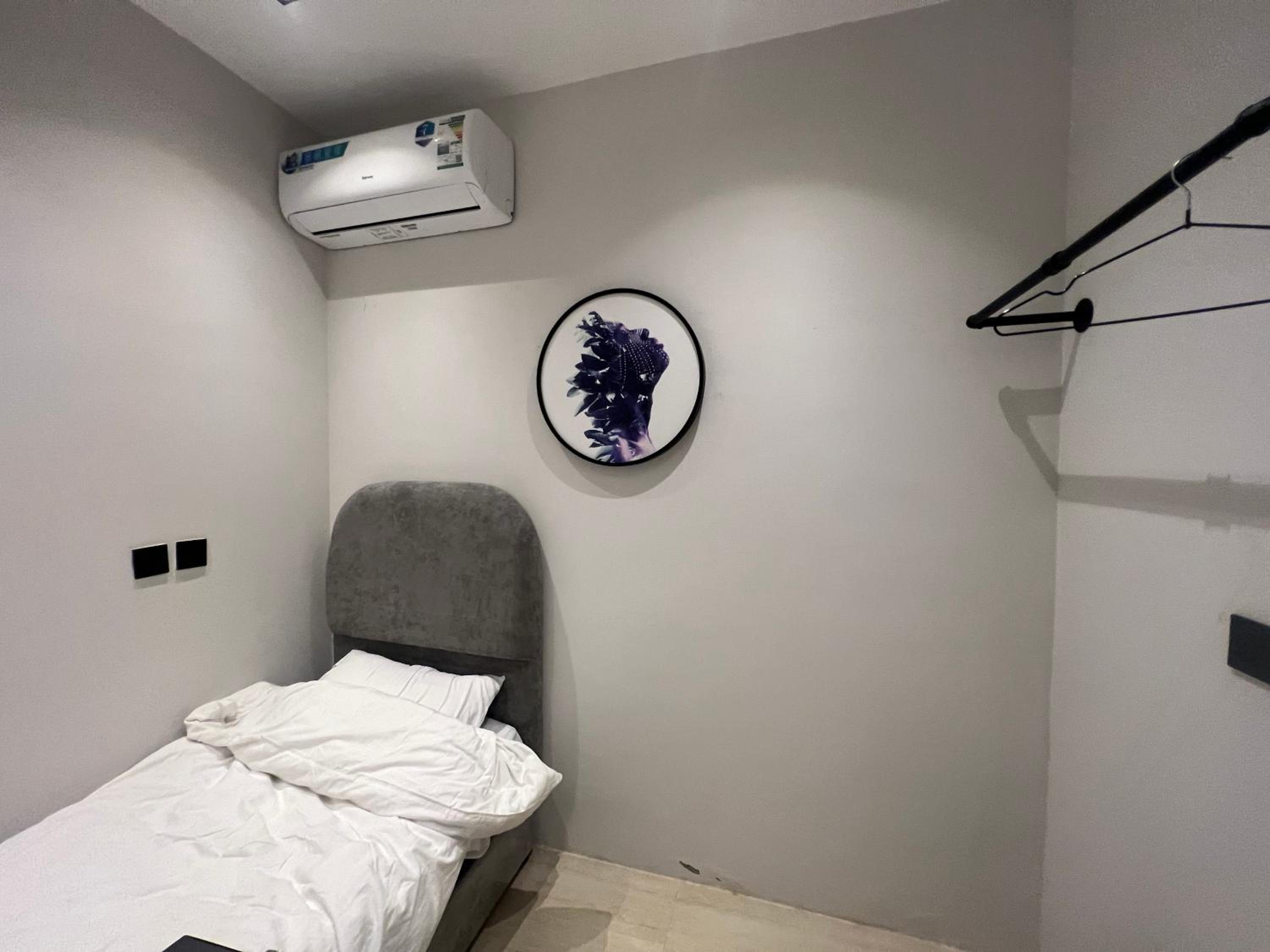 Luxy 2BD apartment near The BLVD