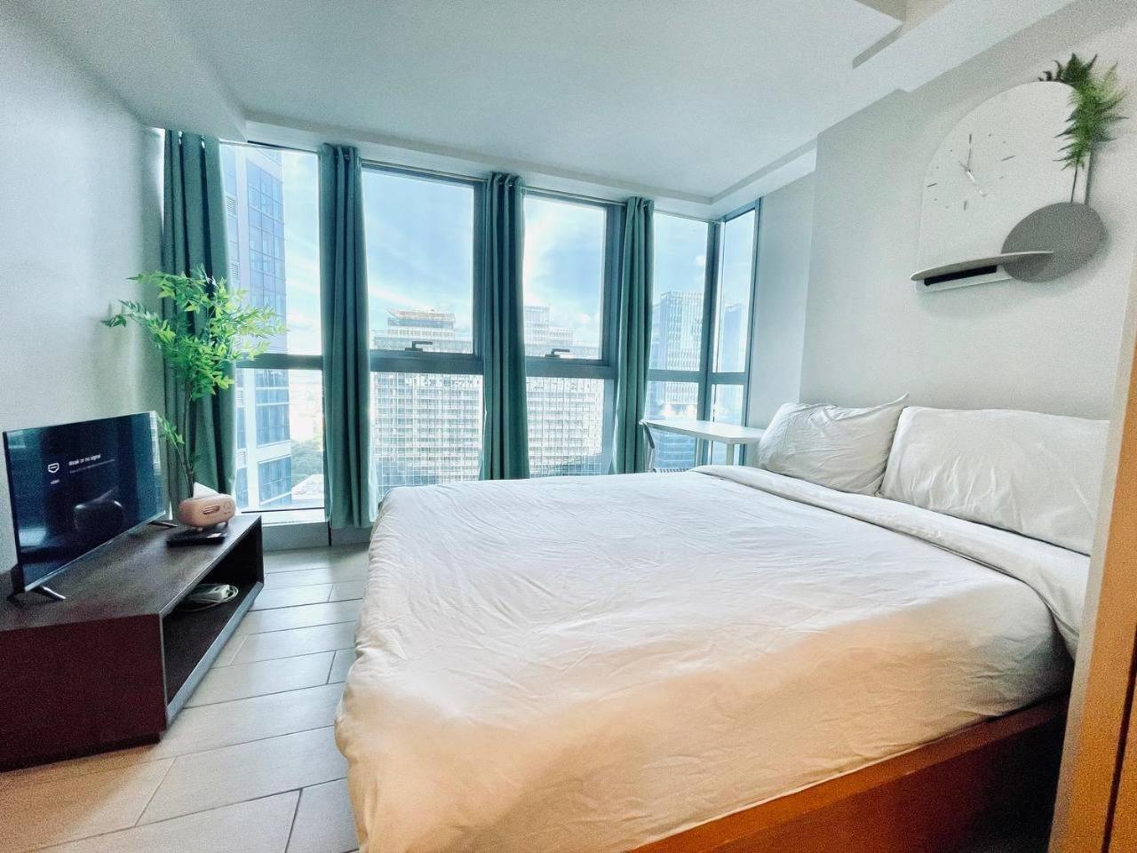 Thompson Suites - 2 beds, Uptown Parksuites Tower 1 25F