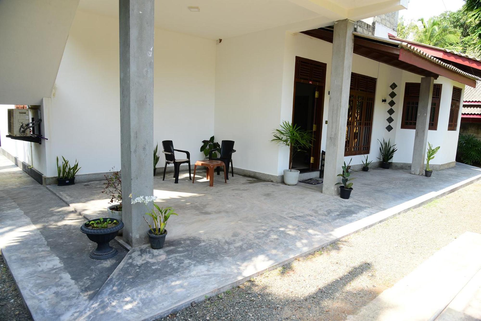 Abineth Villa Hikkaduwa