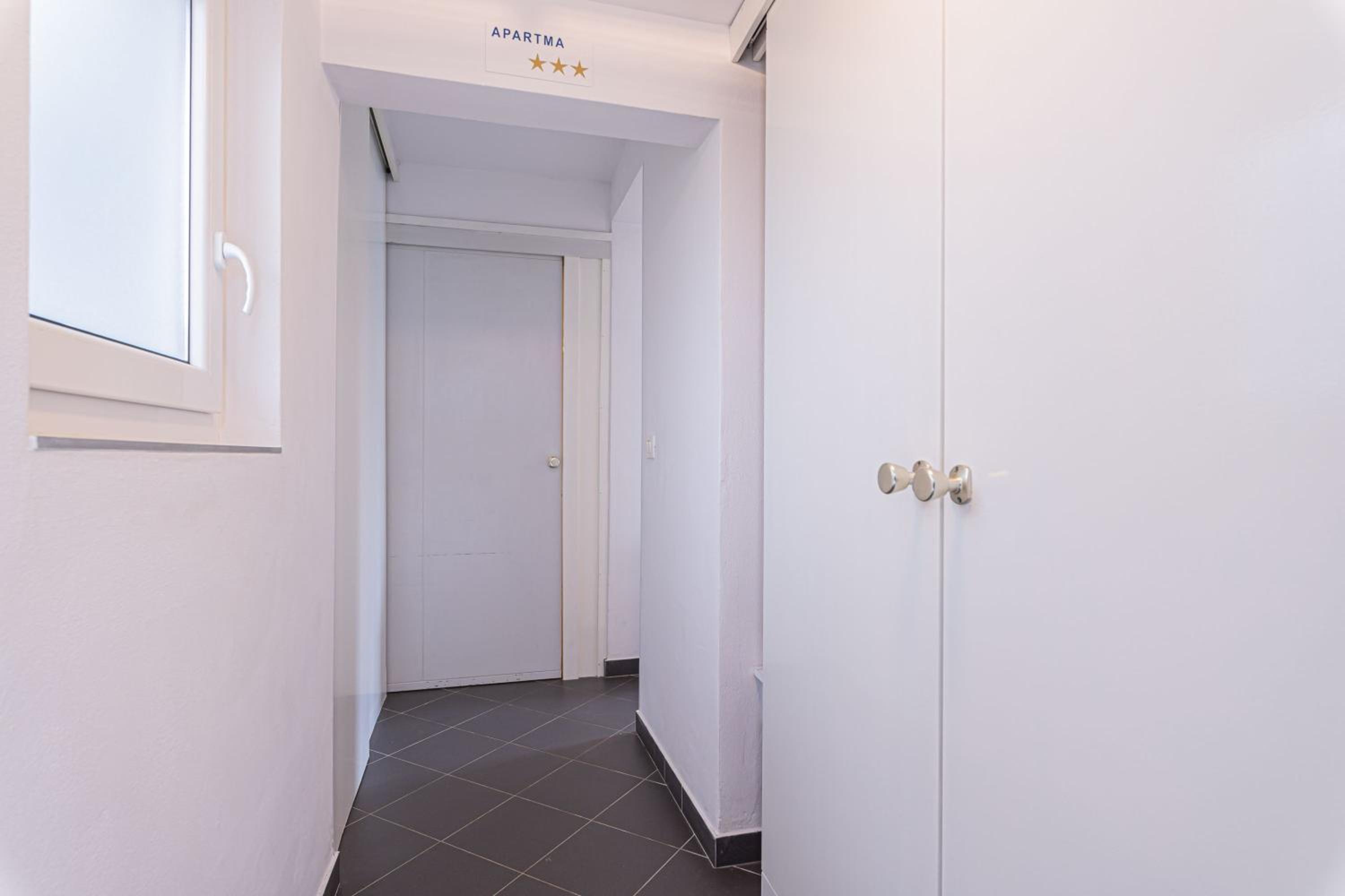 Romantic Apartment Molet - Happy Rentals