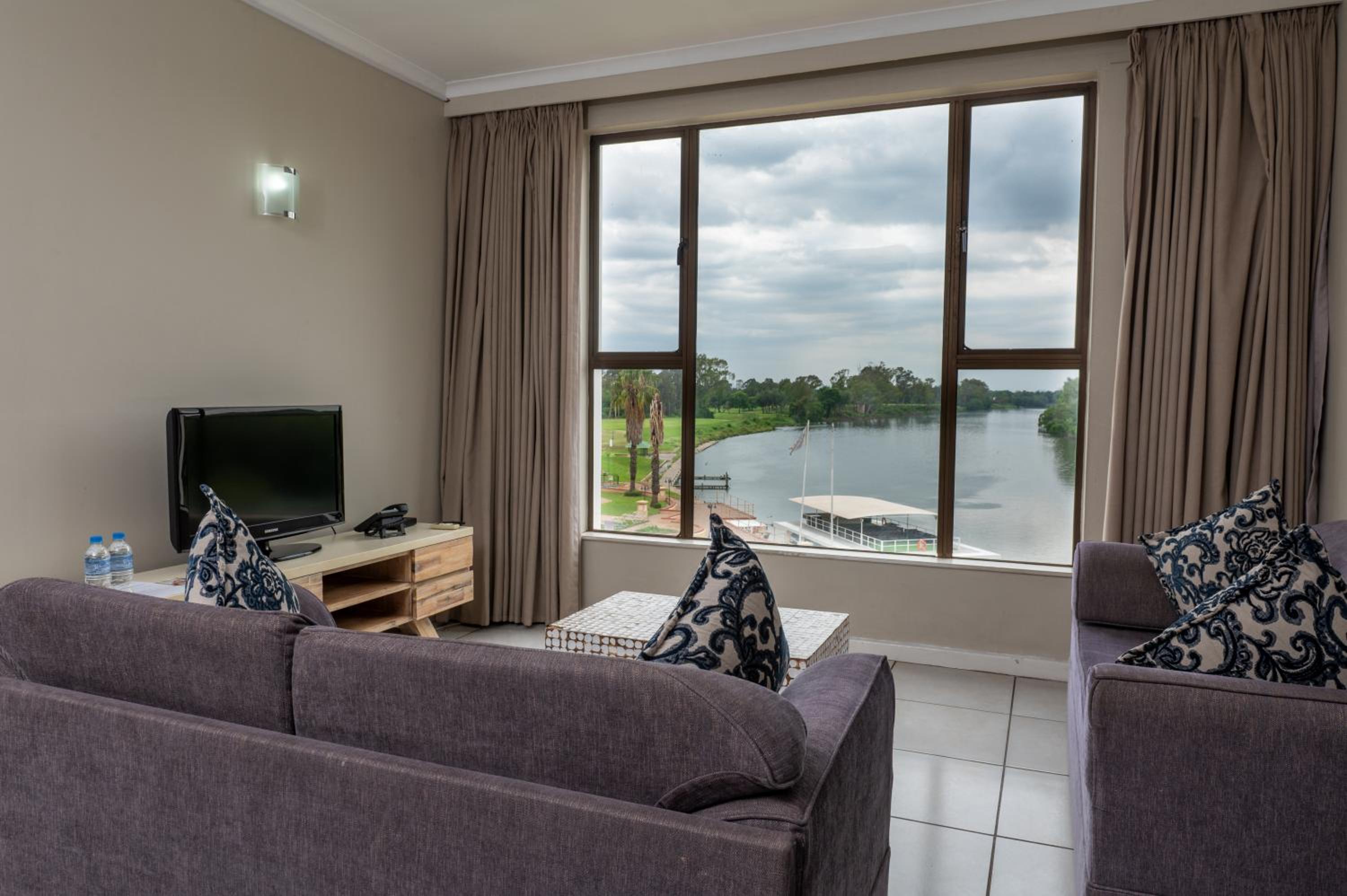 Riviera on Vaal Resort