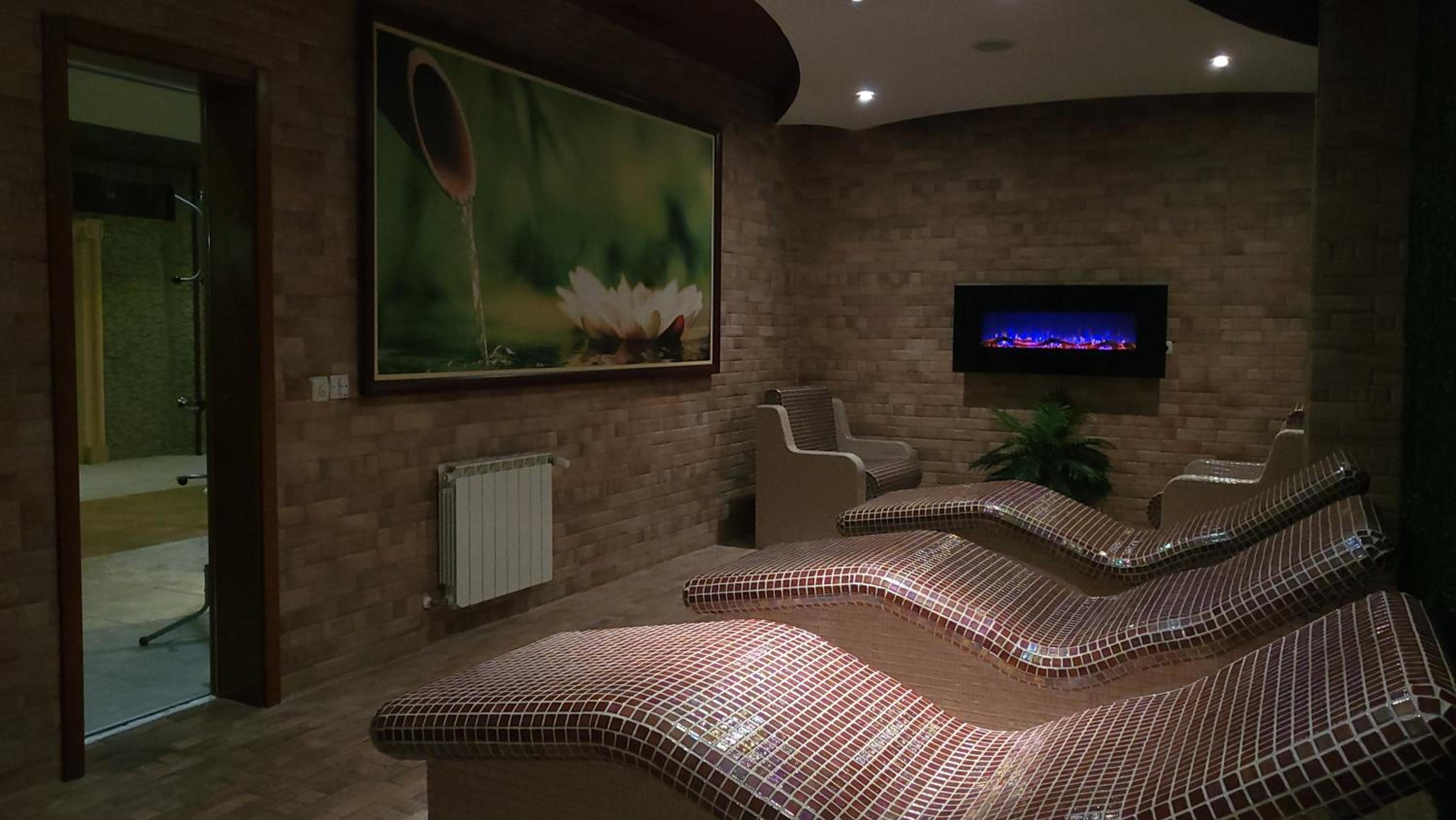 Pinewood ANG premium luxurious apartment 15