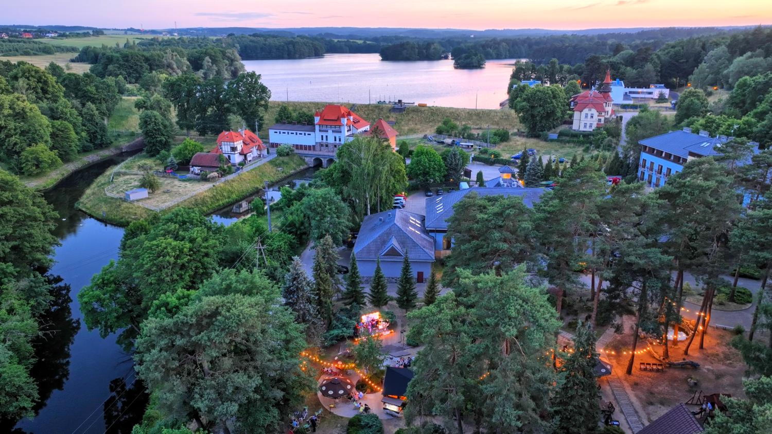 4 Pory Roku Resort Sauna & Spa